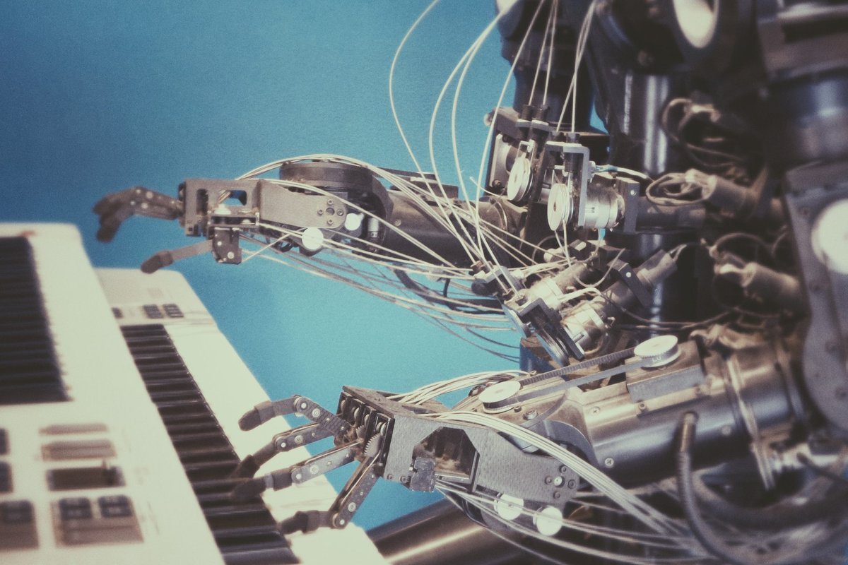 How to Choose a Career That a Robot Won’t Steal thumbnail image